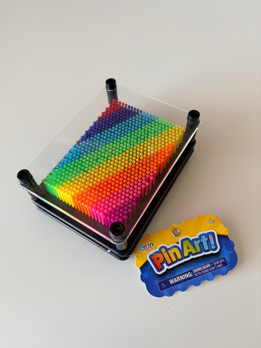 Pin Art Rainbow Pin Impression Toy, BNWT